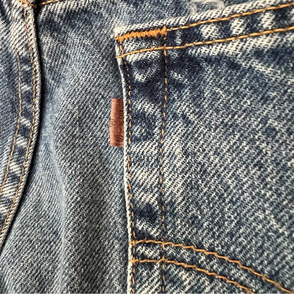 VTG 90’s Men’s Loose Fit Levi’s 38” X 30” - Picture 3 of 8